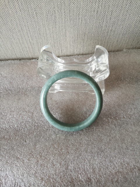 古玩玉器天然翡翠素紋手鐲拍賣,當前價格888元