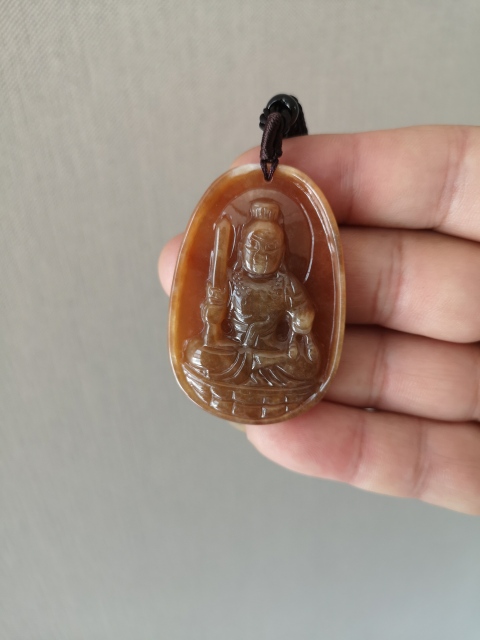 古玩玉器天然翡翠“不動尊菩薩”掛牌拍賣,當前價格680元