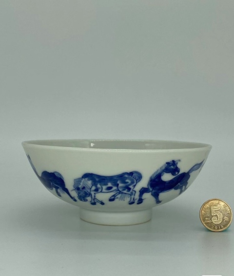 古玩陶瓷清光緒青花八駿圖碗拍賣(mài)，當(dāng)前價(jià)格5500元