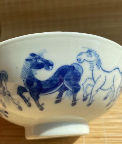 古玩陶瓷清光緒青花八駿圖碗拍賣(mài)，當(dāng)前價(jià)格5500元