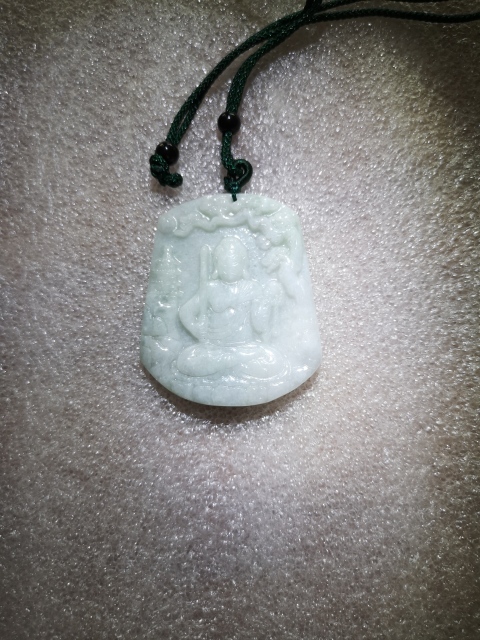 古玩玉器天然翡翠“不動尊菩薩”掛牌拍賣,當前價格398元