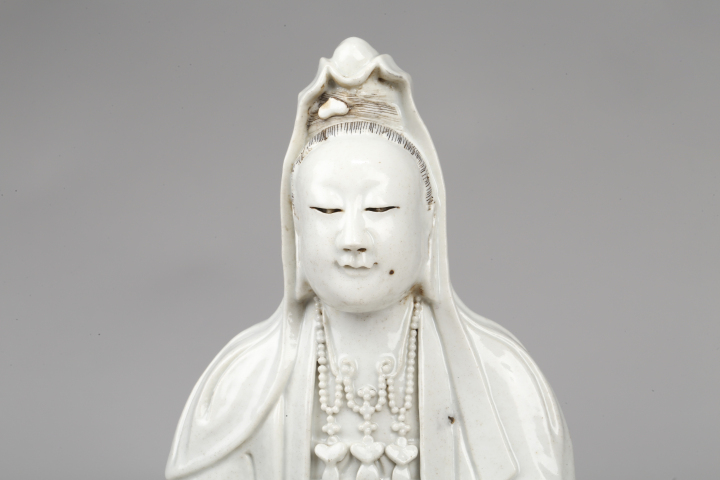 古玩陶瓷清乾隆·唐英風格白釉書卷觀音坐像
拍賣，當前價格0元