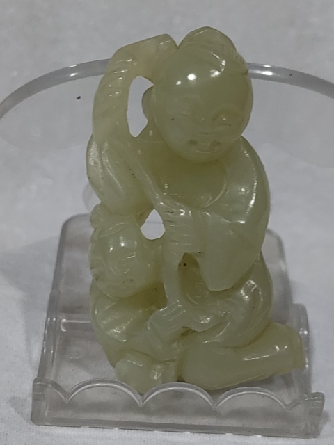 古玩雜項和田玉雕人物掛件拍賣,當前價格780元