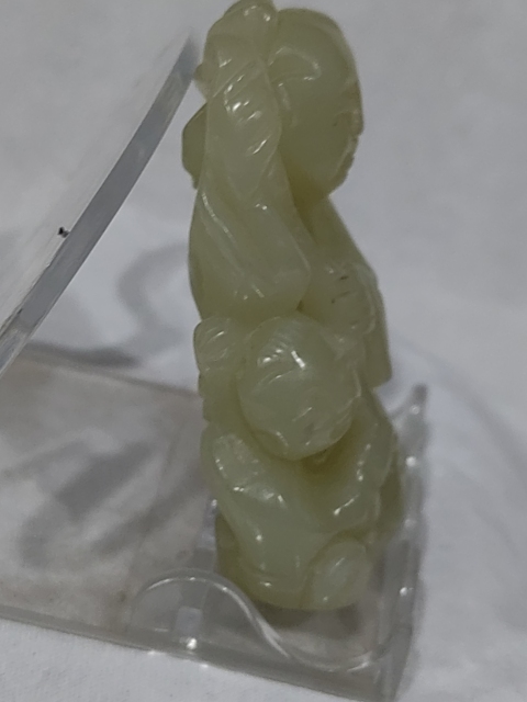 古玩雜項和田玉雕人物掛件拍賣,當前價格780元