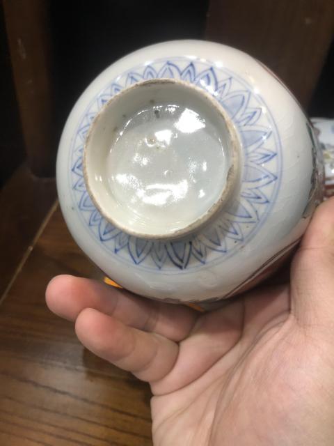 古玩陶瓷(新年放漏中)晚清-青花五彩-開窗花卉紋-蓋碗一對拍賣,當前價格792元