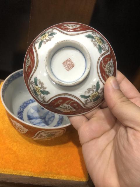 古玩陶瓷(新年放漏中)晚清-青花五彩-開窗花卉紋-蓋碗一對拍賣,當前價格792元