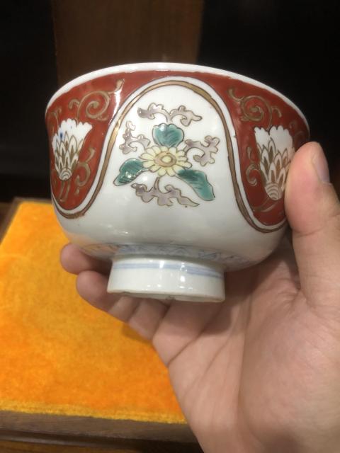 古玩陶瓷(新年放漏中)晚清-青花五彩-開窗花卉紋-蓋碗一對拍賣,當前價格792元
