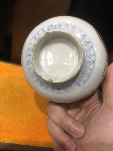 古玩陶瓷(新年放漏中)晚清-青花五彩-開窗花卉紋-蓋碗一對拍賣,當前價格792元