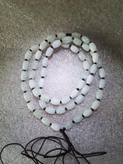古玩玉器天然翡翠珠鏈拍賣，當(dāng)前價格220元