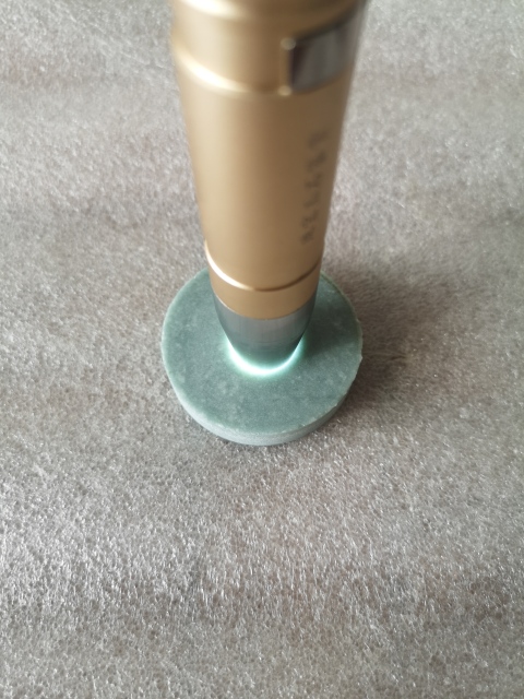 古玩玉器天然翡翠鐲芯料拍賣，當前價格555元