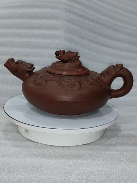 古玩雜項現代紫砂壺一把拍賣，當前價格0元