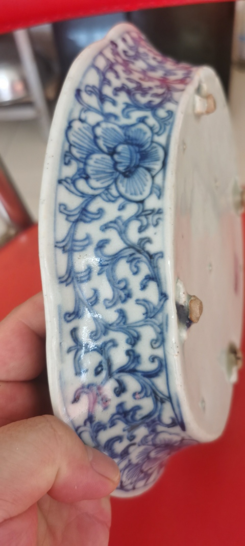 古玩陶瓷青花纏枝花紋水仙盆拍賣,當(dāng)前價格3500元