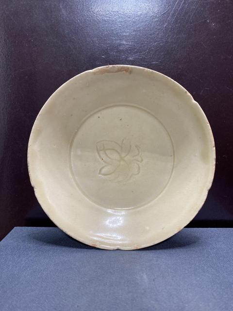 古玩陶瓷精品宋代仿定窯花口刻花洗拍賣，當(dāng)前價格2980元