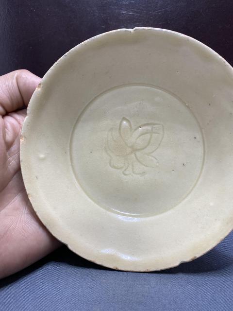 古玩陶瓷精品宋代仿定窯花口刻花洗拍賣，當(dāng)前價格2980元