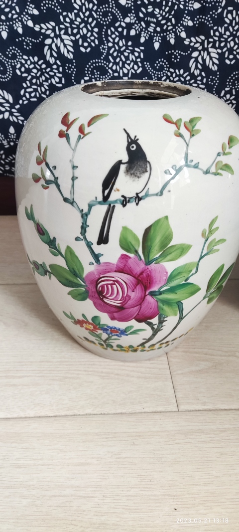 古玩陶瓷民國晚期花鳥紋冬瓜罐拍賣,當(dāng)前價格1000元