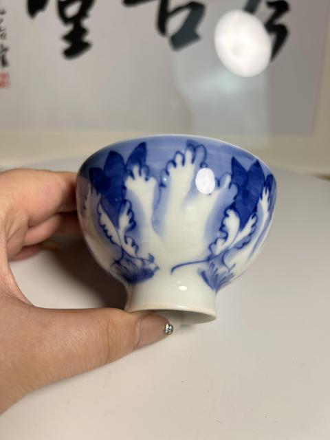 古玩陶瓷民國 精品青花花卉紋壓手杯拍賣，當(dāng)前價格290元