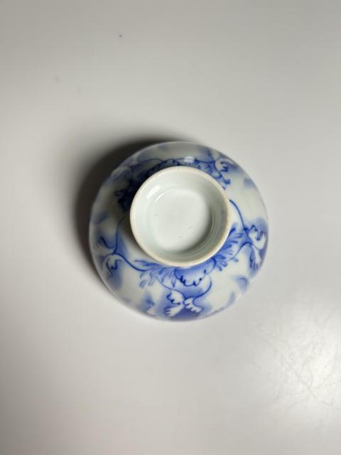 古玩陶瓷民國 精品青花花卉紋壓手杯拍賣，當(dāng)前價格290元