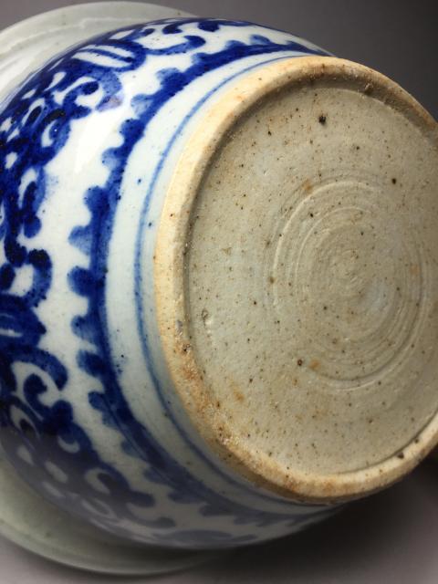 古玩陶瓷（清晚期）青花夔龍紋香爐拍賣，當前價格0元
