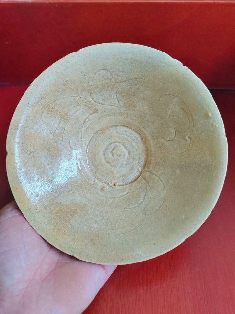 古玩陶瓷青白釉刻花葵口盞拍賣，當(dāng)前價格1600元