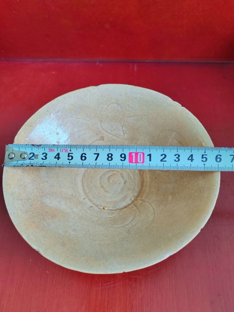 古玩陶瓷青白釉刻花葵口盞拍賣，當(dāng)前價格1600元