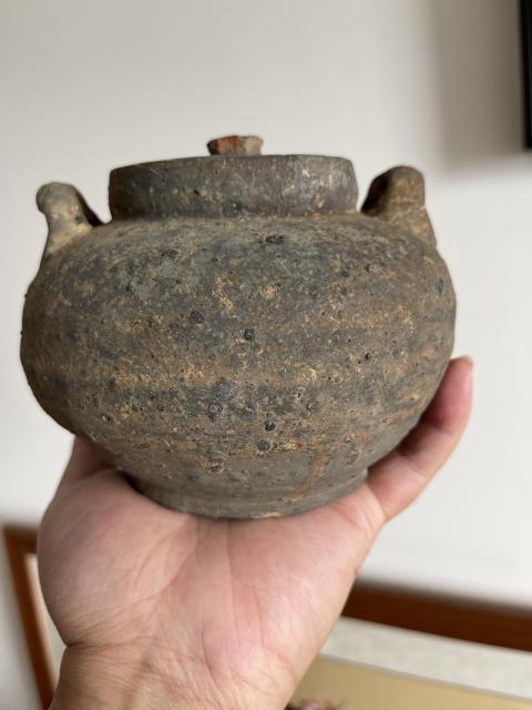 古玩陶瓷【望月樓】宋代雙系茶葉罐（贈唐代燈盞）拍賣，當前價格388元