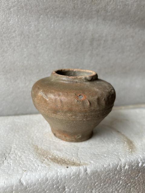 古玩陶瓷宋元 青釉水盂拍賣，當前價格220元