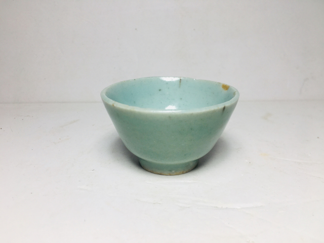 古玩陶瓷豆青釉杯拍賣,當前價格288元