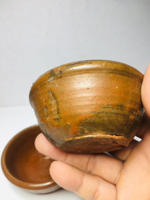 古玩陶瓷醬釉杯一對拍賣，當(dāng)前價(jià)格399元