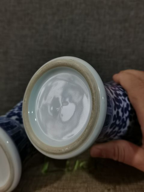 古玩陶瓷【精美雞腿瓶】民國創(chuàng)匯青花纏枝蓮紋雞腿瓶拍賣，當前價格4260元