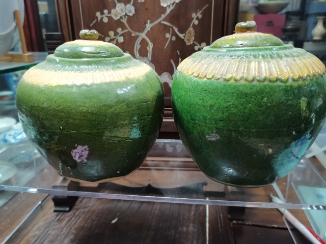 古玩陶瓷明晚期黃綠釉蓋罐拍賣,當前價格1888元