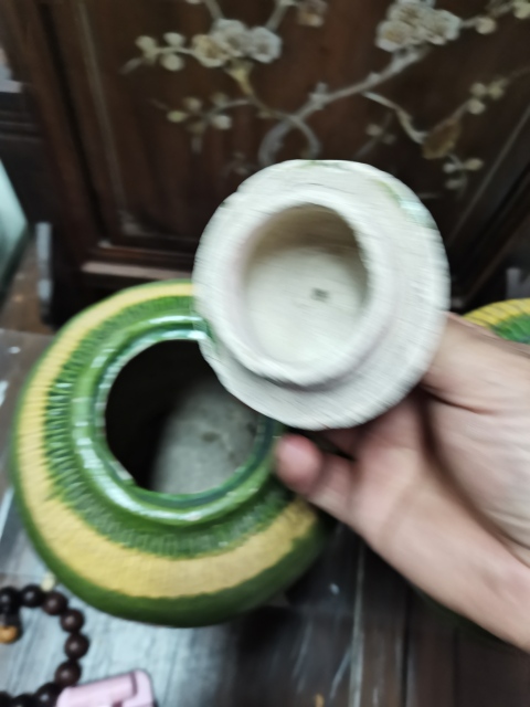 古玩陶瓷明晚期黃綠釉蓋罐拍賣,當前價格1888元