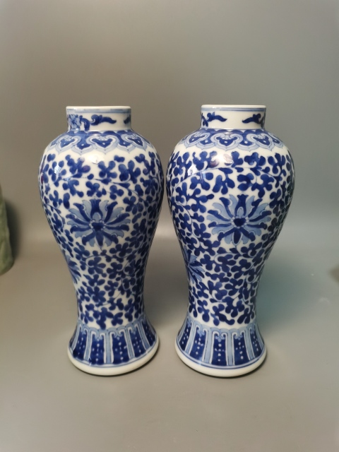 古玩陶瓷【精美雞腿瓶】民國創(chuàng)匯青花纏枝蓮紋雞腿瓶拍賣，當前價格4260元