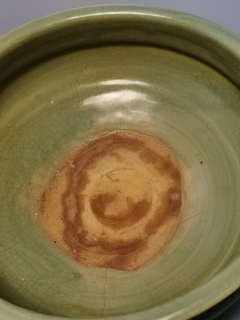 古玩陶瓷【龍泉精品】明代龍泉窯三足爐拍賣，當前價格26000元