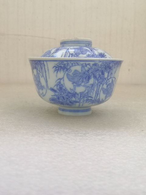 古玩陶瓷上世紀(jì)早期青花蓋碗拍賣,當(dāng)前價格450元