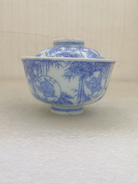 古玩陶瓷上世紀(jì)早期青花蓋碗拍賣,當(dāng)前價格450元