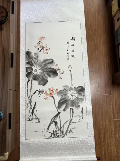 古玩字畫秦松青老師精品水墨菏花拍賣，當(dāng)前價(jià)格645元