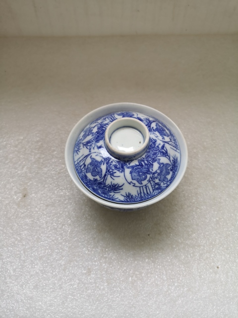 古玩陶瓷上世紀(jì)早期青花蓋碗拍賣,當(dāng)前價格450元