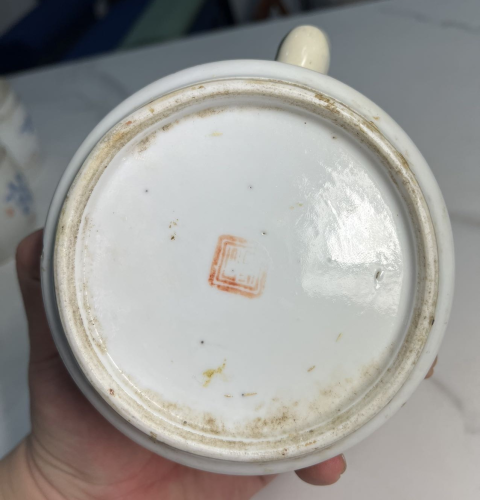 古玩陶瓷清光緒李鼎臣大師淺降彩人物故事紋提梁壺拍賣,當前價格1580元
