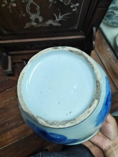 古玩陶瓷清中細(xì)路青花花卉紋渣斗拍賣,當(dāng)前價(jià)格4000元