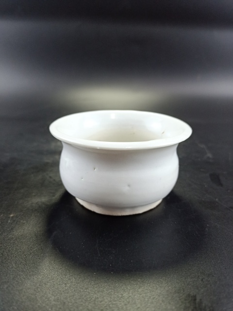 古玩陶瓷【清中】德化白瓷琴爐【傳世佳品】拍賣,當前價格0元
