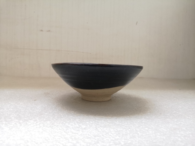 古玩陶瓷元末明初黑釉碗拍賣，當前價格680元
