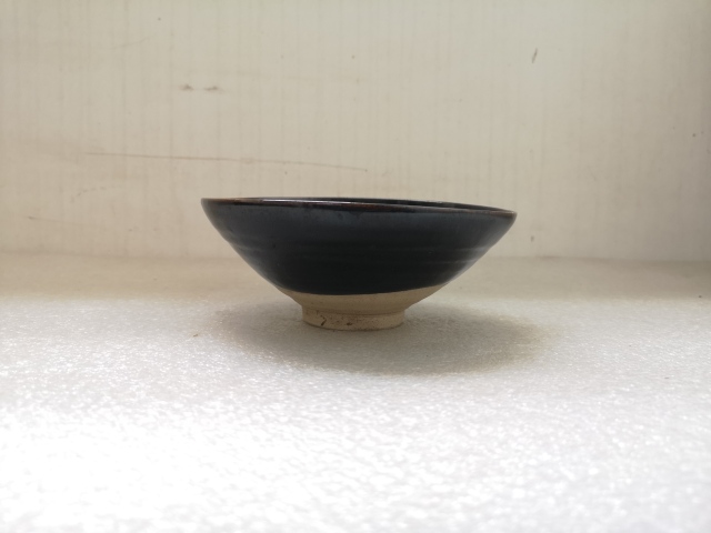 古玩陶瓷元末明初黑釉碗拍賣，當前價格680元