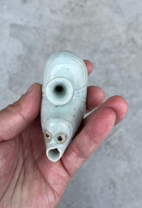古玩陶瓷清晚期青白釉象形水盂硯滴拍賣,當前價格900元