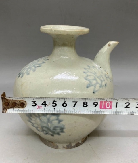 古玩陶瓷清代.青花花卉紋壺660拍賣,當前價格660元