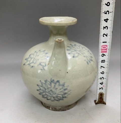 古玩陶瓷清代.青花花卉紋壺660拍賣,當前價格660元