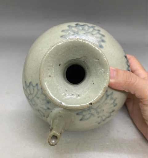 古玩陶瓷清代.青花花卉紋壺660拍賣,當前價格660元