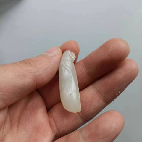 古玩玉器清代和田白玉瓜果拍賣,當前價格2800元