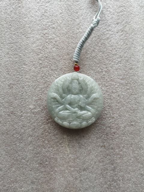 古玩玉器天然翡翠雕“千手觀音”牌拍賣，當前價格780元