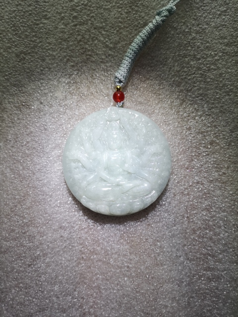 古玩玉器天然翡翠雕“千手觀音”牌拍賣，當前價格780元