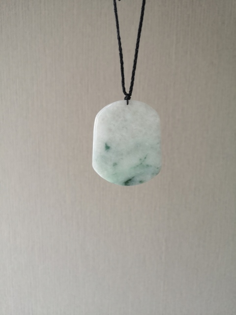 古玩玉器天然翡翠雕“山水”掛牌拍賣，當(dāng)前價(jià)格350元
